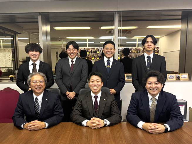 大阪支社スタッフ一同
