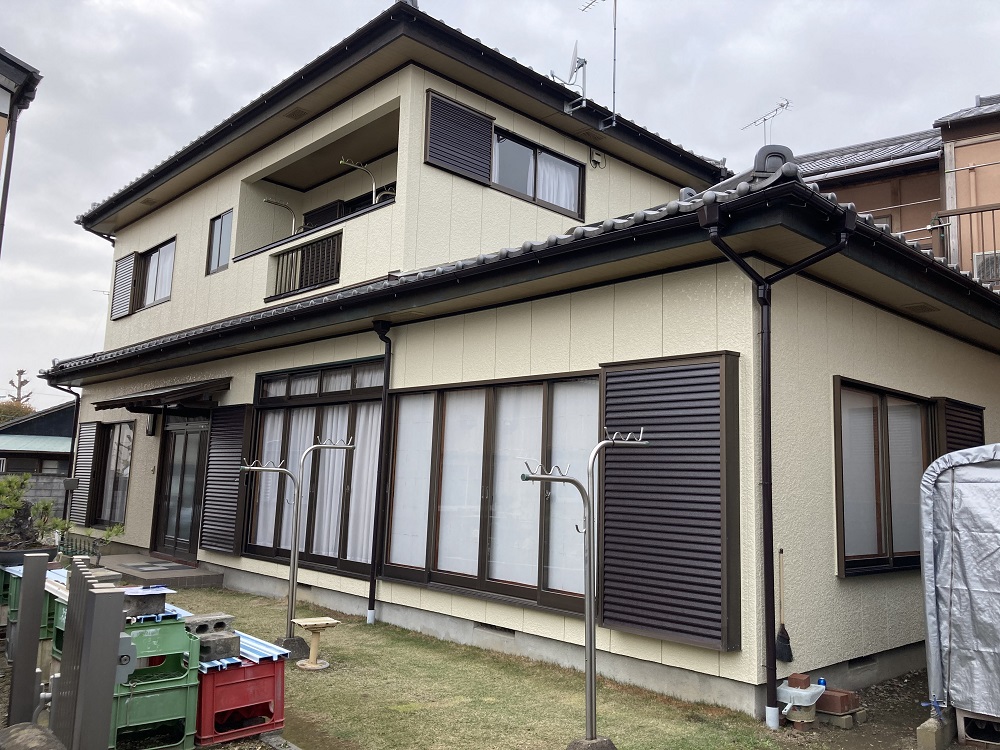 茨城県ひたちなか市 和風戸建ての外壁塗り替え ベージュ ラジカル系 外壁塗装 屋根塗装のリフォーム 防水工事なら三和ペイント 全国19支店