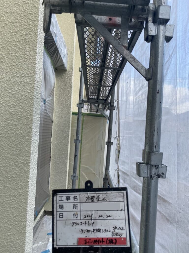 大阪支社H様邸上塗り３