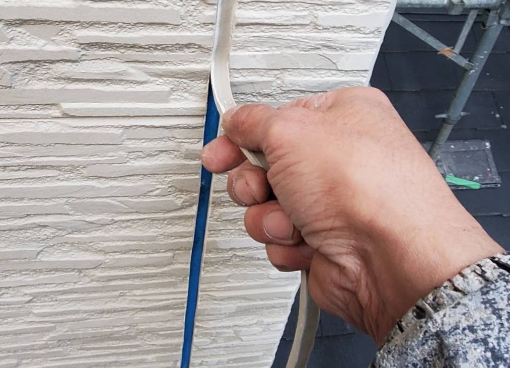 大阪支社T様邸目地補修１