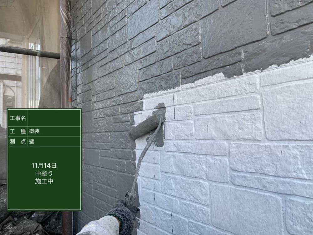 大阪支社O様邸外壁上塗り