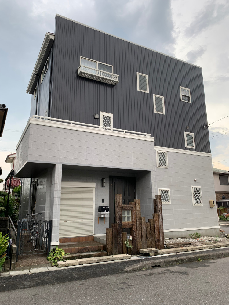 愛知県一宮市/洋風戸建ての外壁塗り替え（特注色グレー系）
