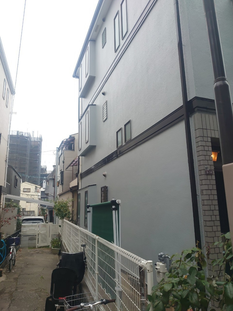 大阪府大阪市/和風戸建ての外壁塗り替え（グレー系）・屋根塗り替え（アンバーブラウン）