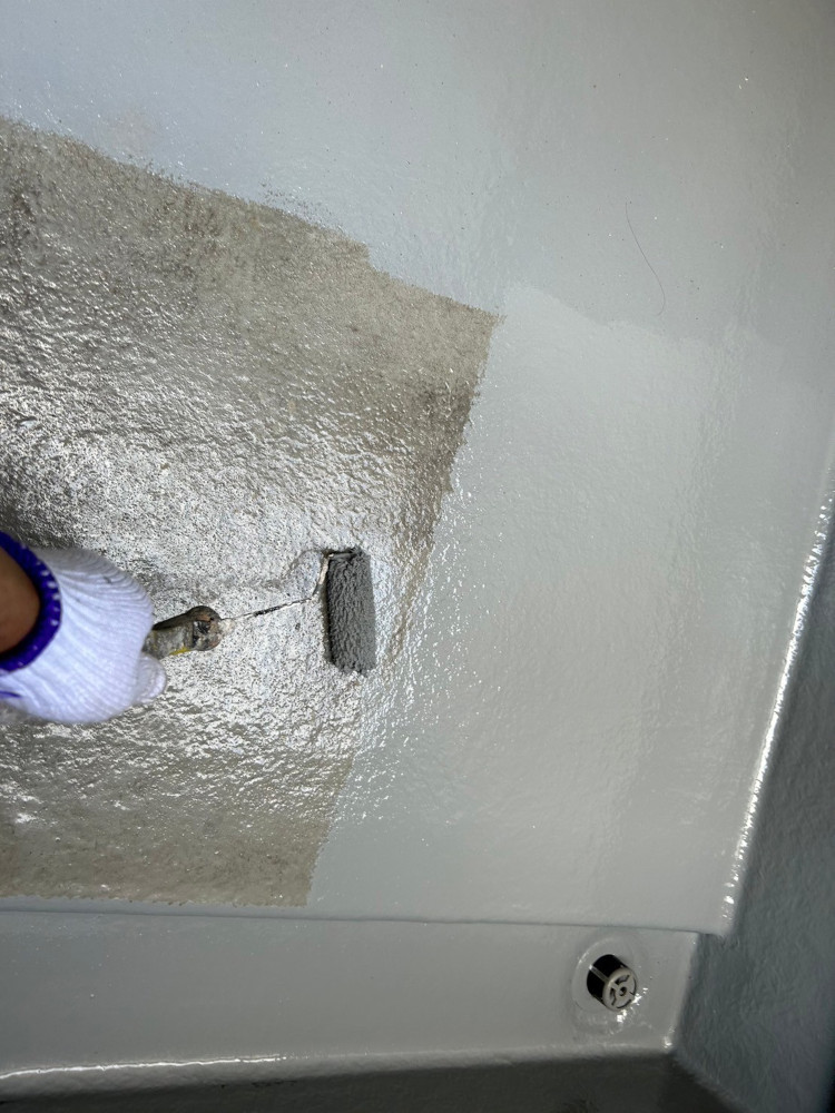 大阪支社Y様邸ベランダ床塗装