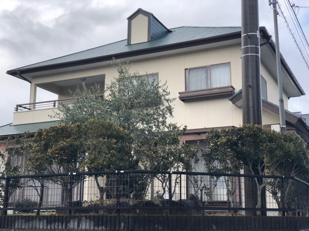 福島県いわき市/洋風戸建の外壁塗装・屋根塗装 ベージュ系とアイビーグリーンで丁寧に塗り上げました